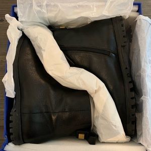 Stuart Weitzman Riley ankle boot